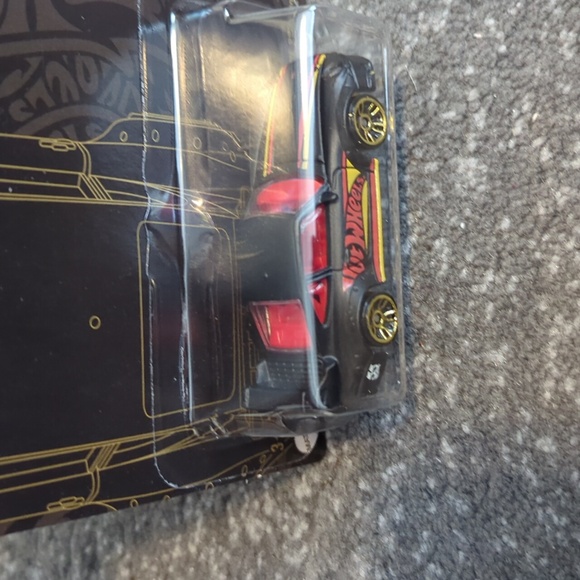 Hot Wheels 55th anniversary Porsche 993 GT2 Die-Cast Car Brand New - Picture 6 of 16